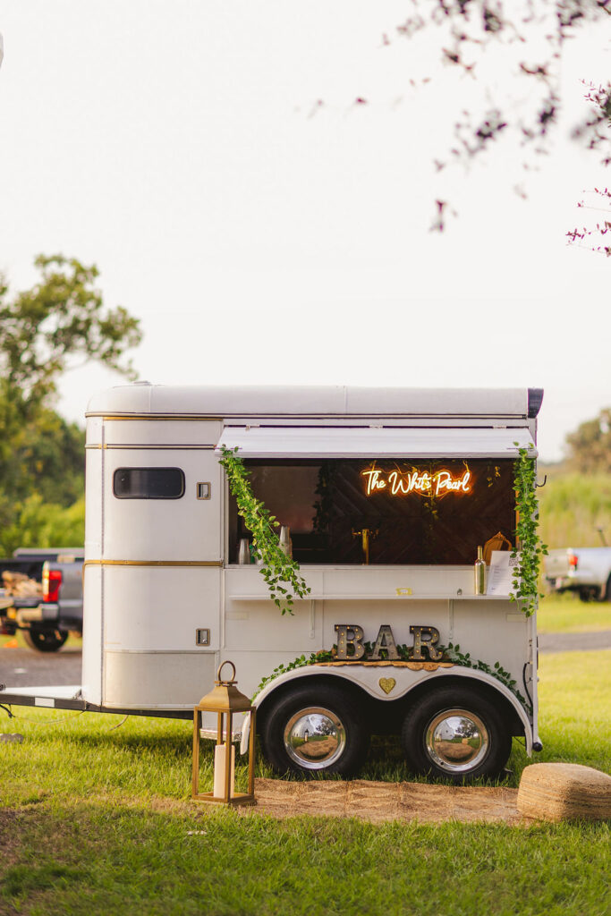 mobile bartending for wedding venues near Kissimmee, FLorida