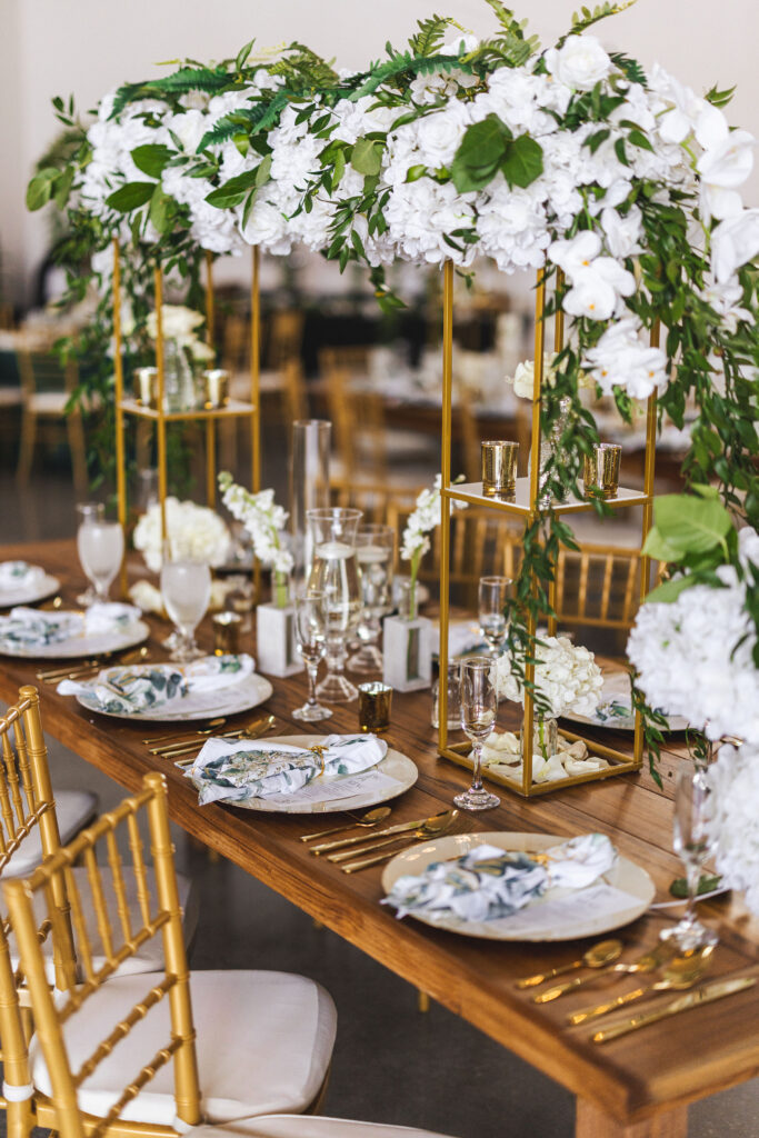 wedding tablescape at Lavender on the Lake, a luxury barn wedding venue in Saint, Cloud Florida